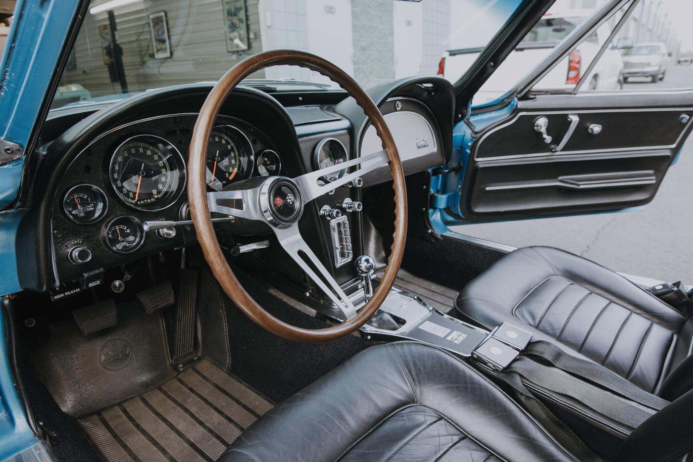 1966 Chevrolet Corvette Coupe L72 427/425 4-Speed